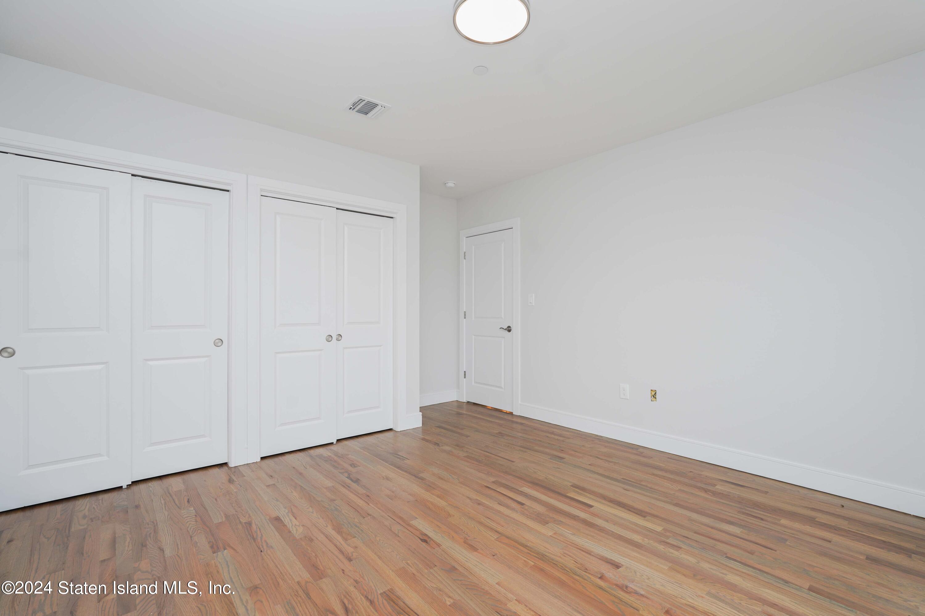 5 Torrice Loop Staten Island, NY 10309 - Photo 36 of 58 Photo Sep 22 2024, 1 01 26 AM