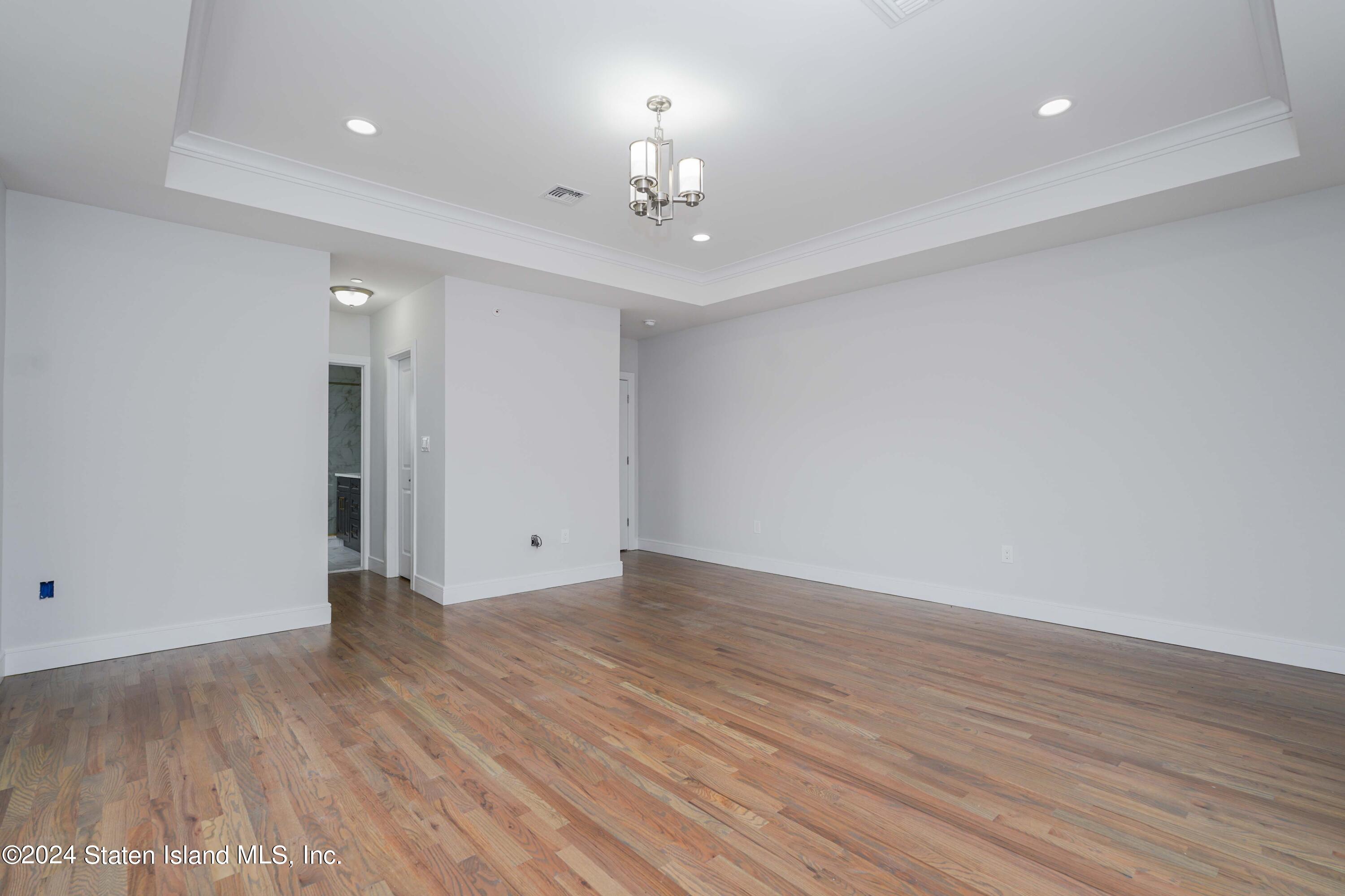 5 Torrice Loop Staten Island, NY 10309 - Photo 44 of 58 Photo Sep 22 2024, 1 03 44 AM