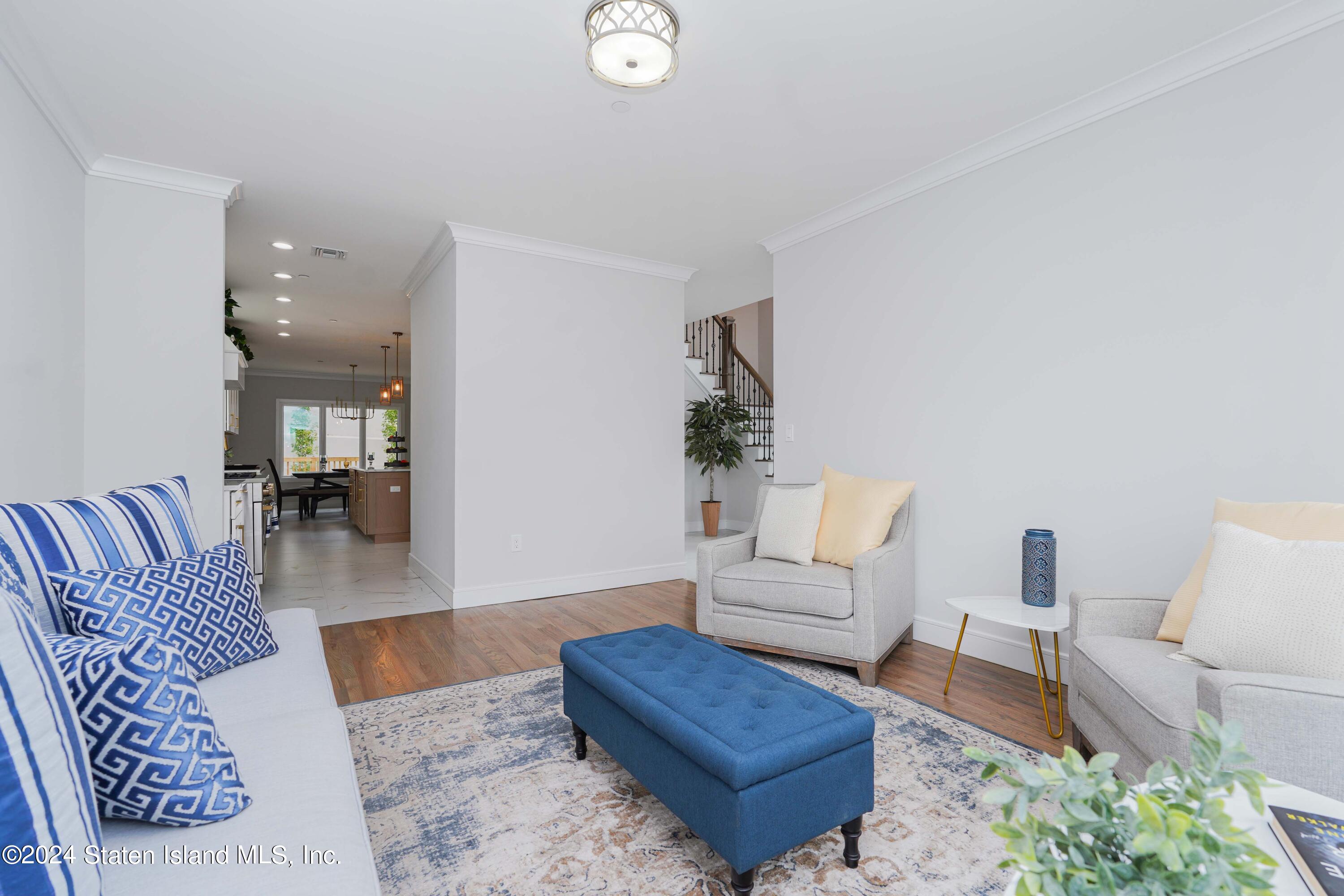 5 Torrice Loop Staten Island, NY 10309 - Photo 6 of 58 Photo Sep 22 2024, 12 56 06 AM