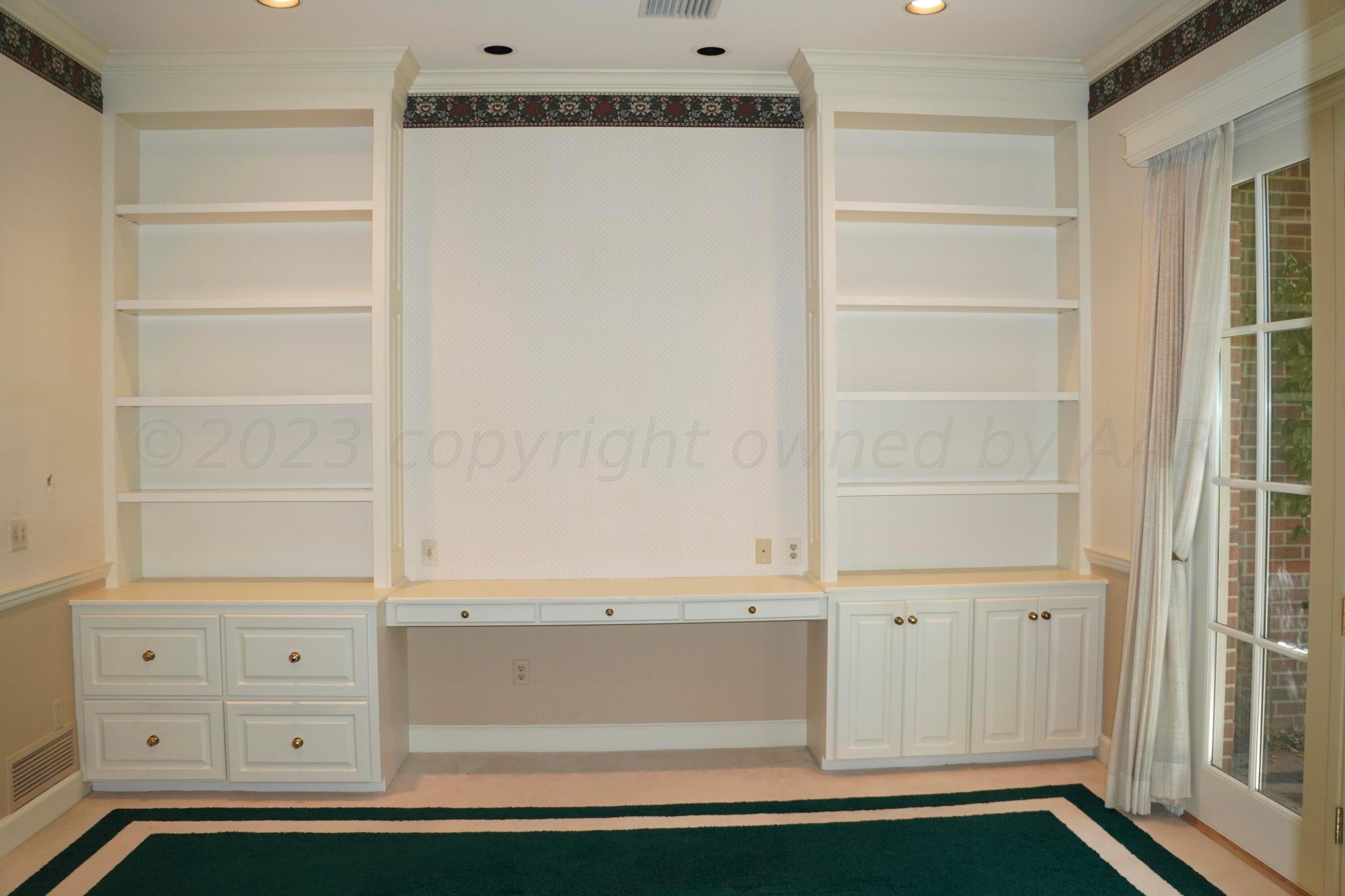 22 Edgewater Drive Amarillo, TX 79106 - Photo 26 of 52 a view of an empty room