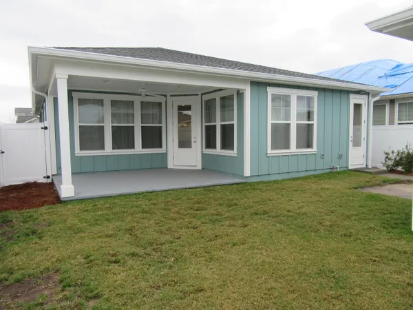 $2,600 | 1117 Blazing Star Street, Panama City, FL 32405