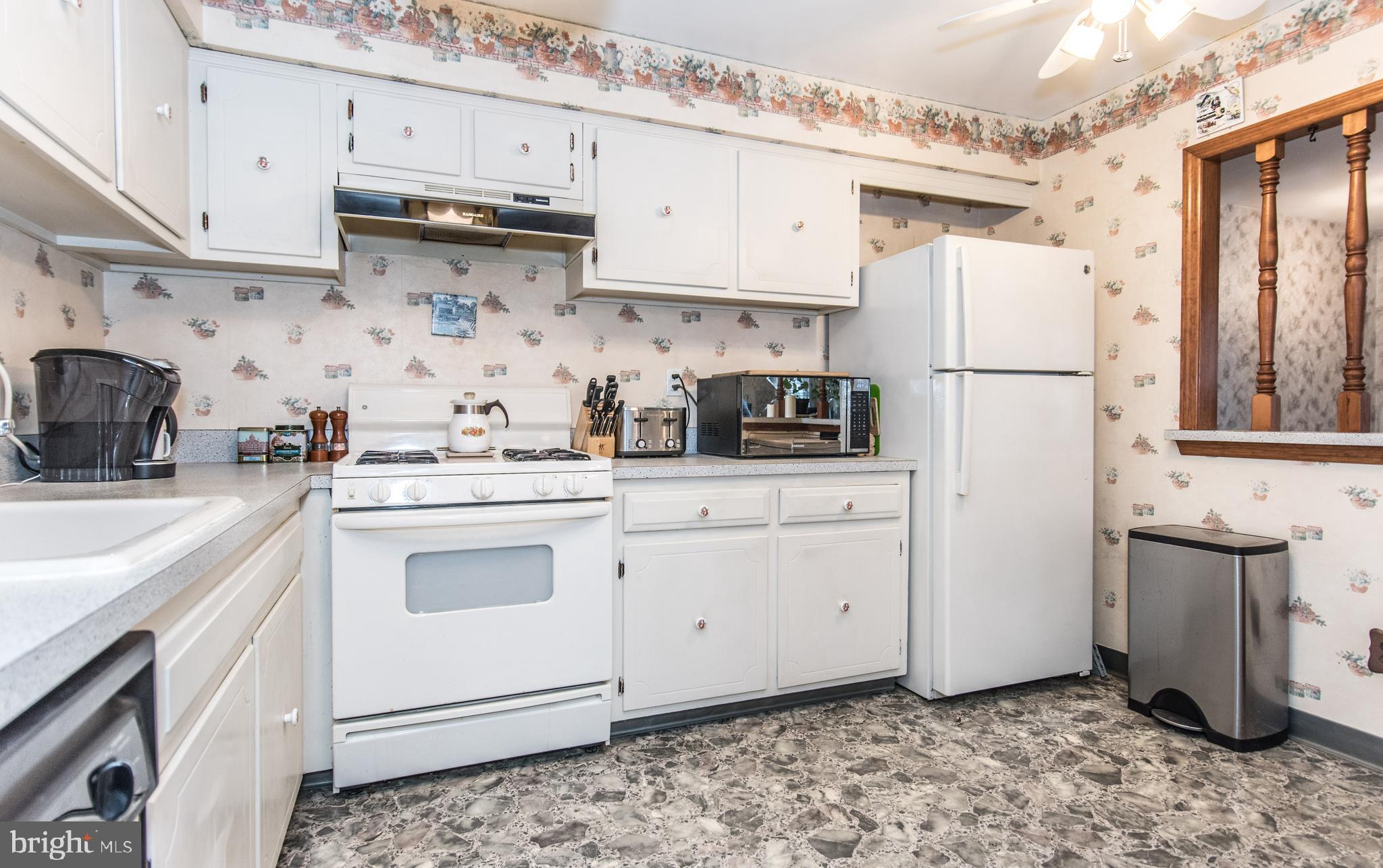 129 Greendale Road Philadelphia, PA 19154 - Photo 22 of 74