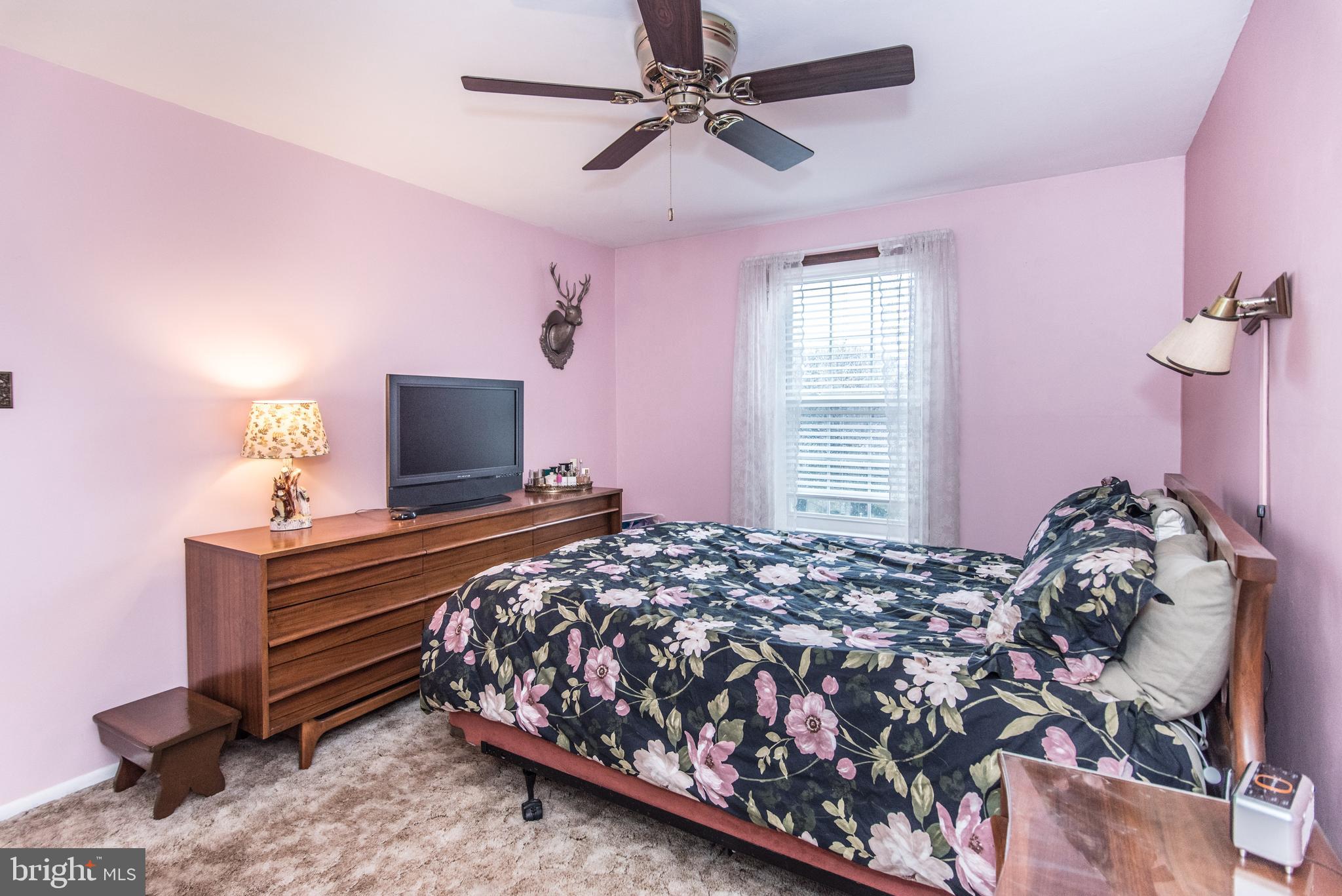 129 Greendale Road Philadelphia, PA 19154 - Photo 36 of 74