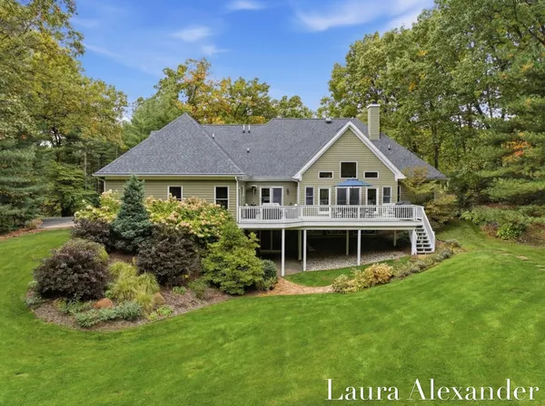 $1,250,000 | 6544 Egypt Ridge Road Northeast, Rockford, MI 49341