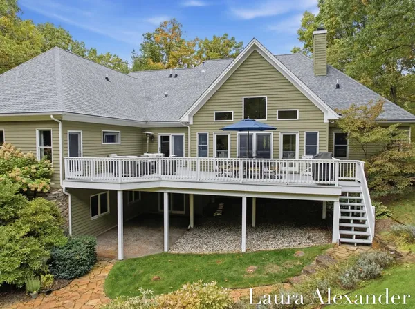 $1,250,000 | 6544 Egypt Ridge Road Northeast, Rockford, MI 49341