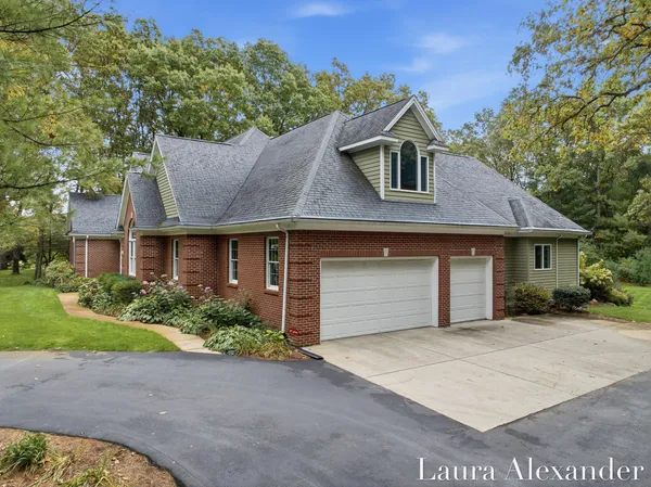 $1,250,000 | 6544 Egypt Ridge Road Northeast, Rockford, MI 49341