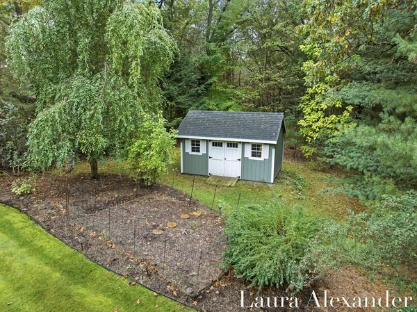 $1,250,000 | 6544 Egypt Ridge Road Northeast, Rockford, MI 49341