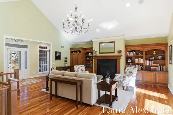 $1,250,000 | 6544 Egypt Ridge Road Northeast, Rockford, MI 49341