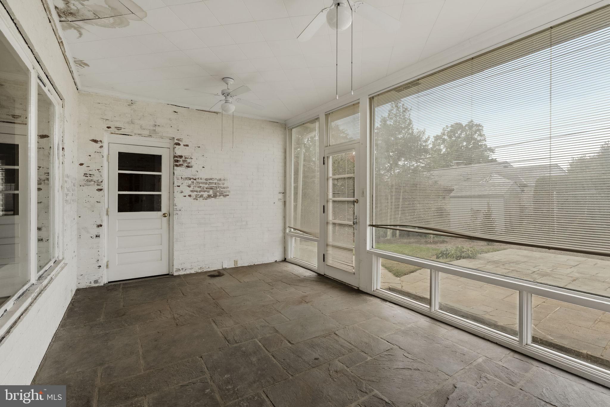 429 Devon Terrace Reading, PA 19607 - Photo 39 of 61