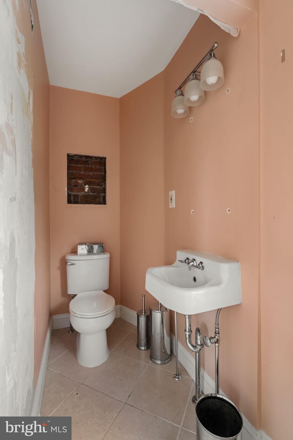 429 Devon Terrace Reading, PA 19607 - Photo 46 of 61