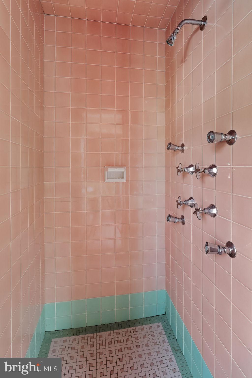 429 Devon Terrace Reading, PA 19607 - Photo 48 of 61