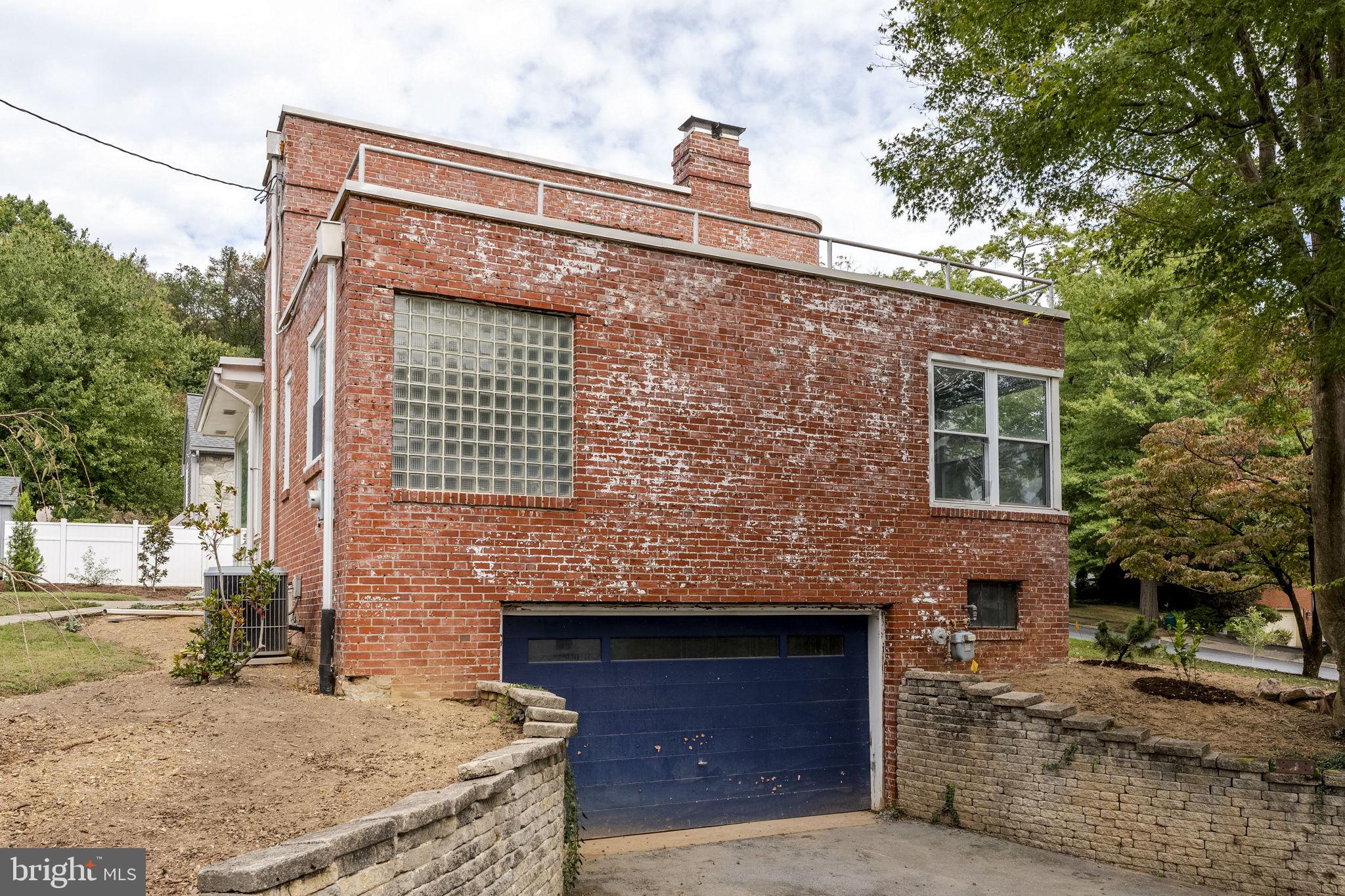 429 Devon Terrace Reading, PA 19607 - Photo 10 of 61