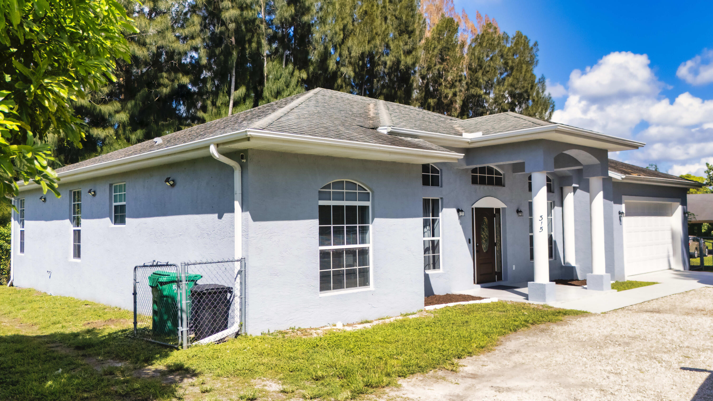 315 Kaye Street Fort Pierce, FL 34947 - Photo 5 of 66 35