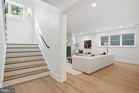 $4,795,000 | 5840 Hilldon Street, McLean, VA 22101