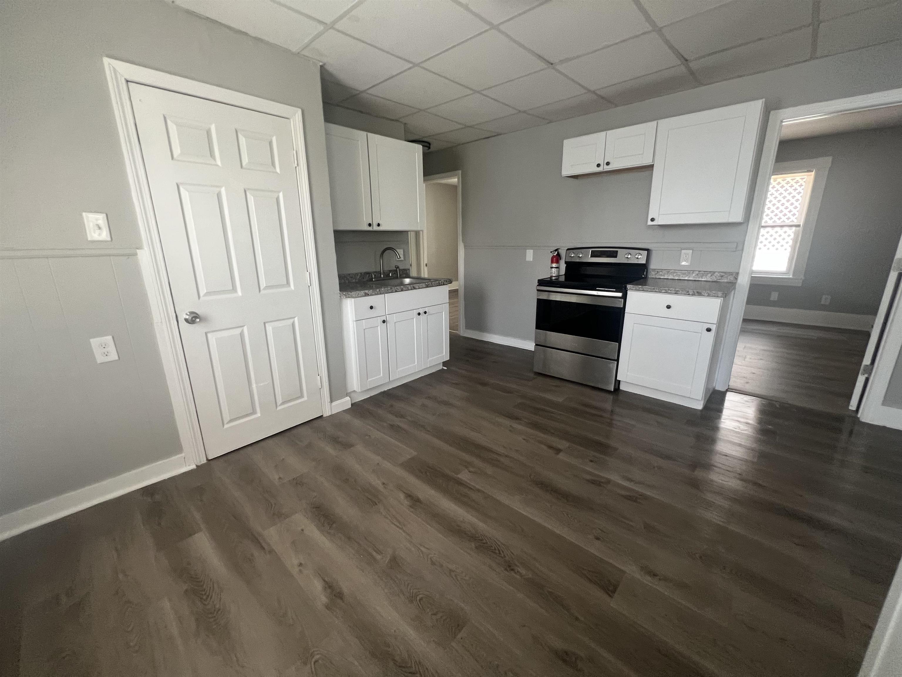 76 Ledge Street, Unit B Nashua, NH 03060 - Photo 1 of 24