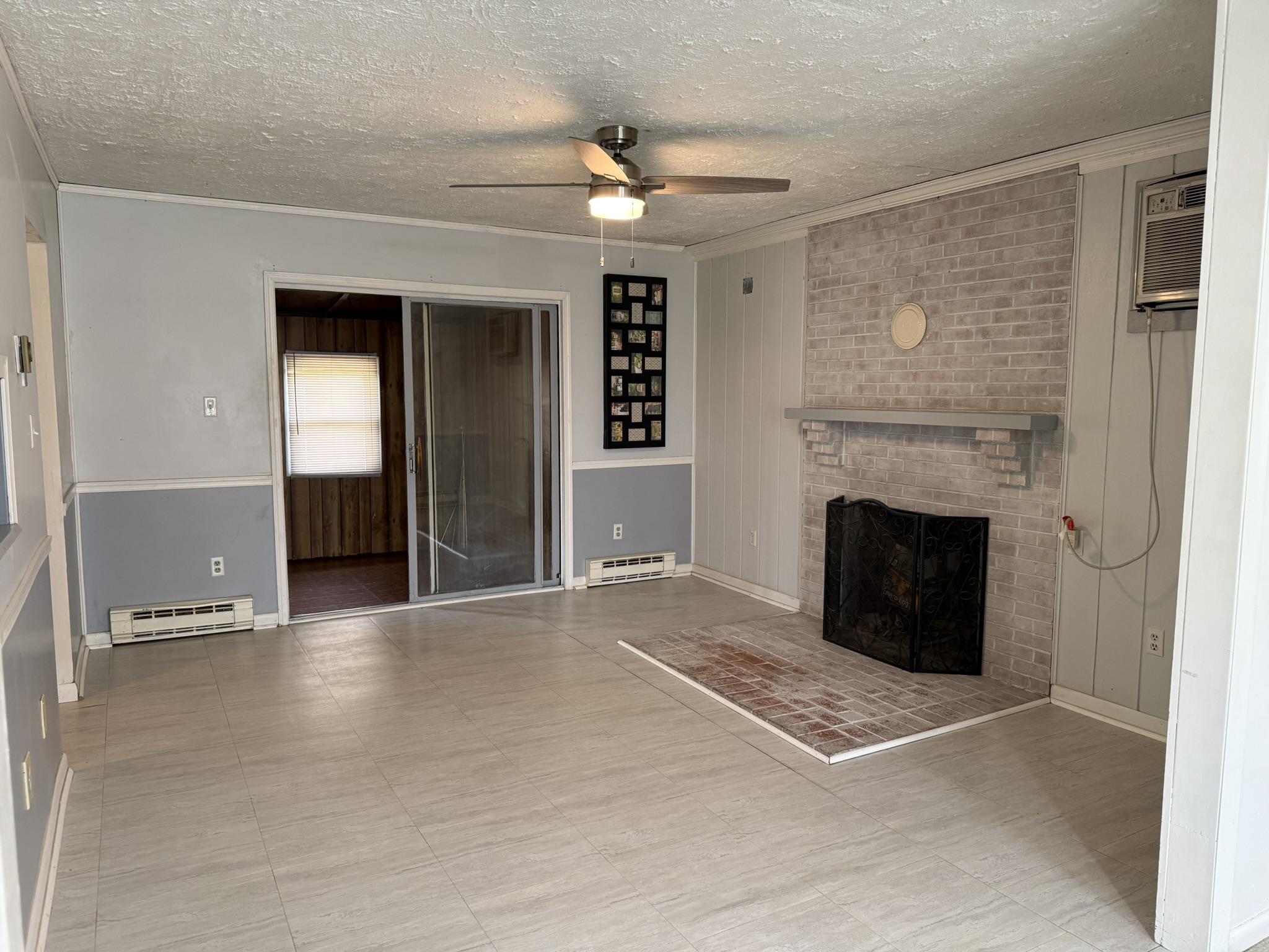1485 South Timber Ridge Road Cross Junction, VA 22625 - Photo 7 of 40 Dining or Family Room