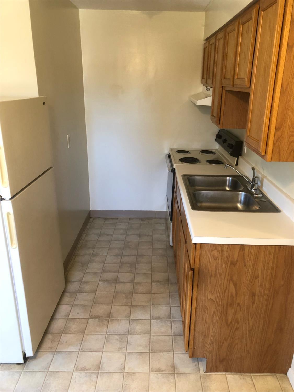 4200 Taylor Road, Unit C12 Batavia, OH 45103 - Photo 5 of 7