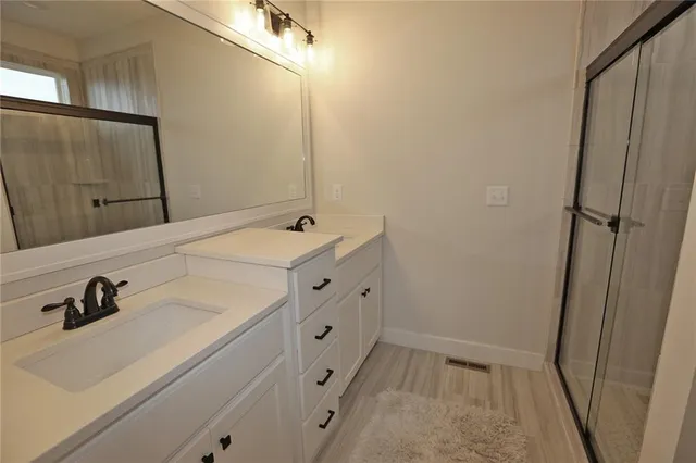 $419,950 | 15595 Sheridan Court, Basehor, KS 66007