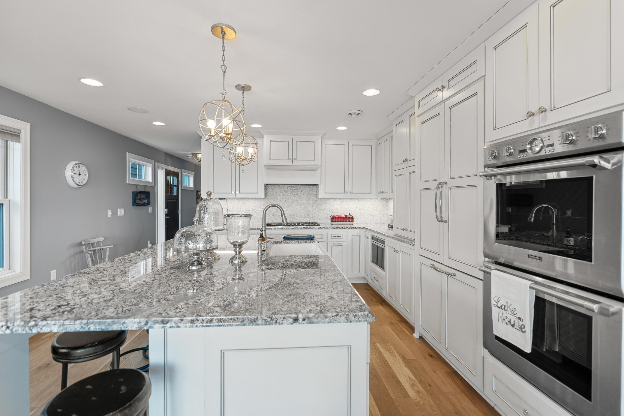 4018 Sunset Drive Spring Park, MN 55384 - Photo 5 of 27