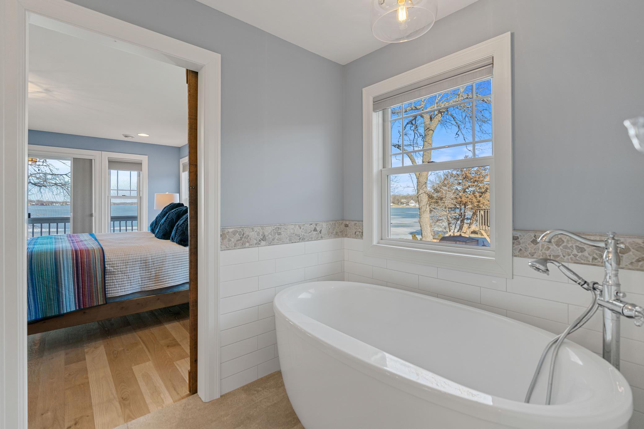 4018 Sunset Drive Spring Park, MN 55384 - Photo 10 of 27