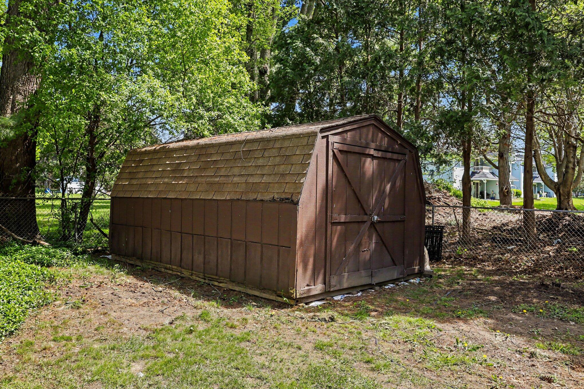 1203 Verona Road Marshall, MI 49068 - Photo 24 of 26 shed