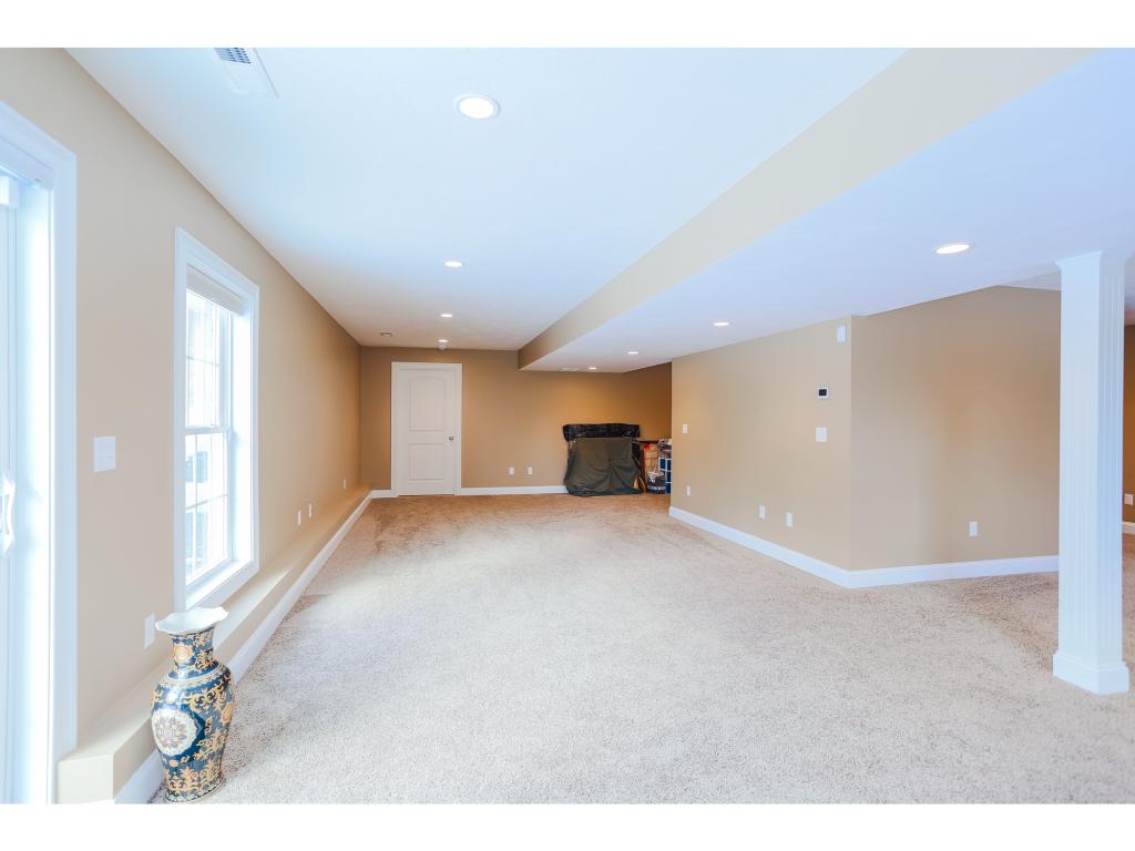 68 Northland Road Windham, NH 03087 - Photo 28 of 35