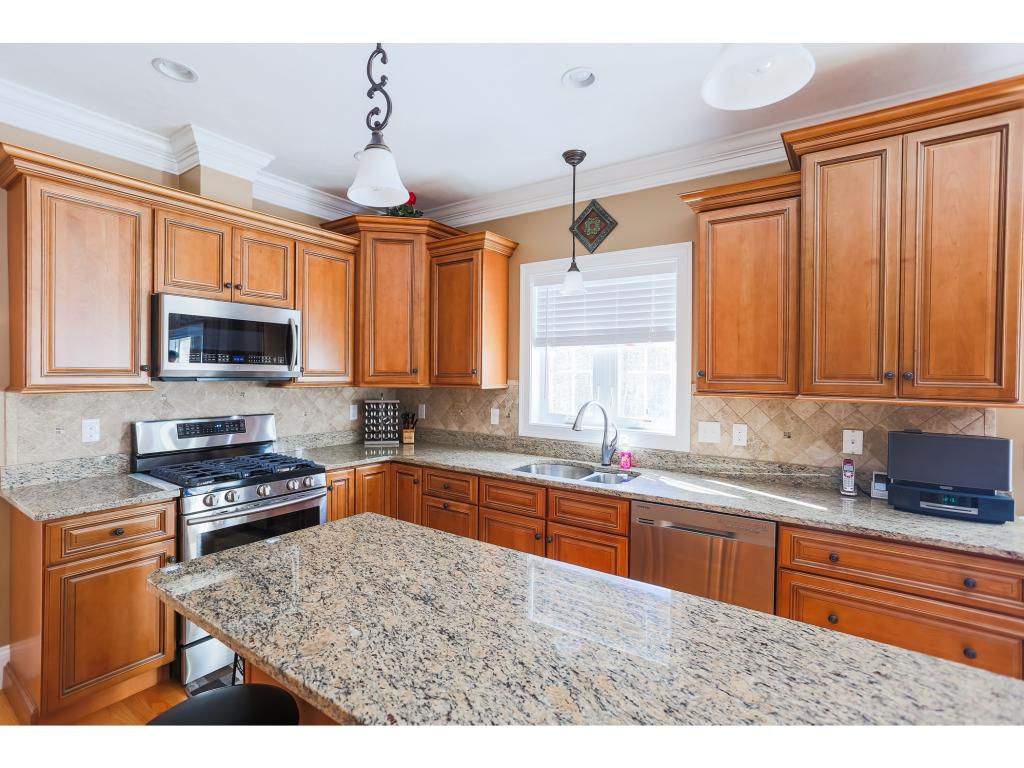 68 Northland Road Windham, NH 03087 - Photo 7 of 35
