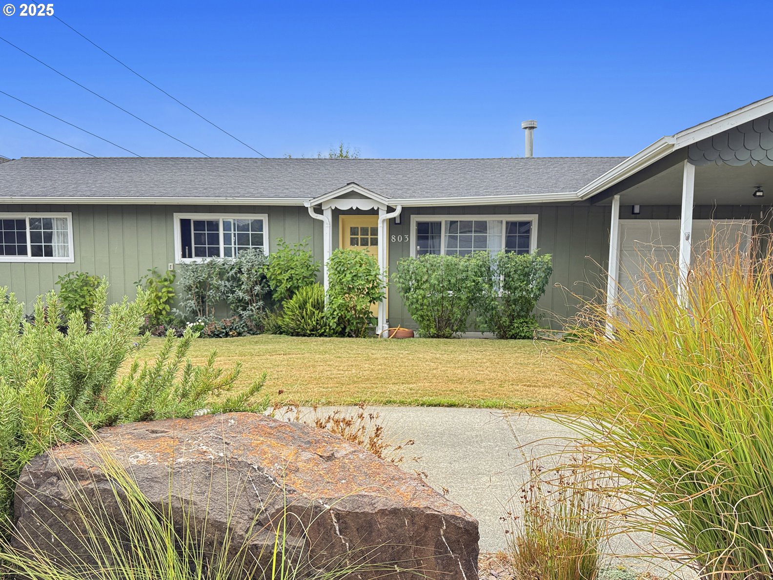 803 Pioneer Road Brookings, OR 97415 - Photo 1 of 25 Gallery Image 1