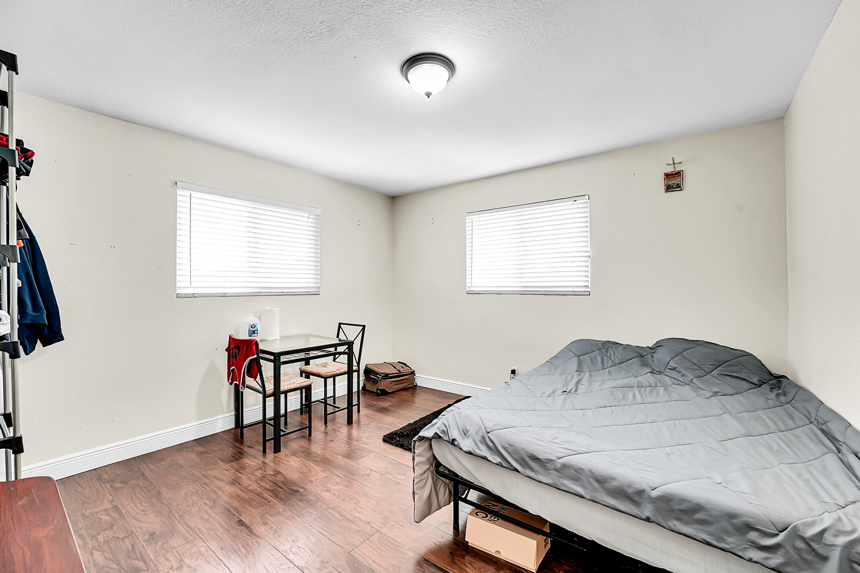 2856 Harson Way Fort Pierce, FL 34946 - Photo 24 of 37 a workspace with furniture and window