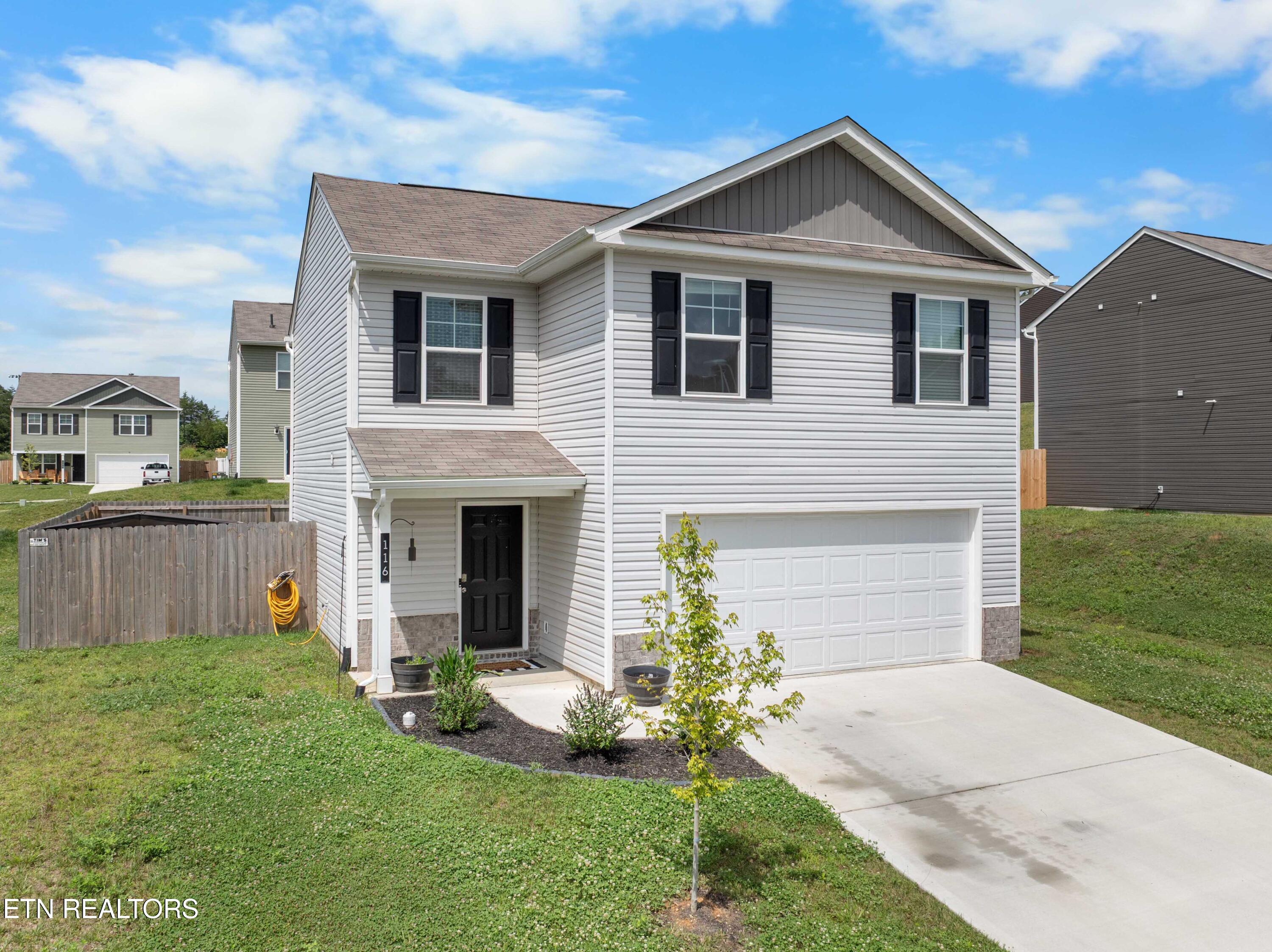 116 Riley Court Maynardville, TN 37807 - Photo 3 of 35 116 Riley Court (26)