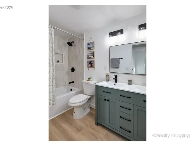 $635,000 | 14633 Southeast Kingston Avenue, Milwaukie, OR 97267