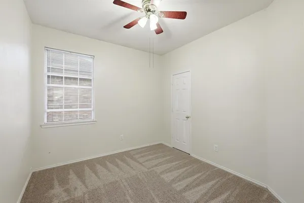 $2,250 | 1048 Harriman Drive, Saginaw, TX 76131