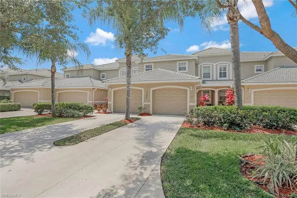 $450,000 | 3485 Laurelgreens Lane South, Unit 102, Naples, FL 34119
