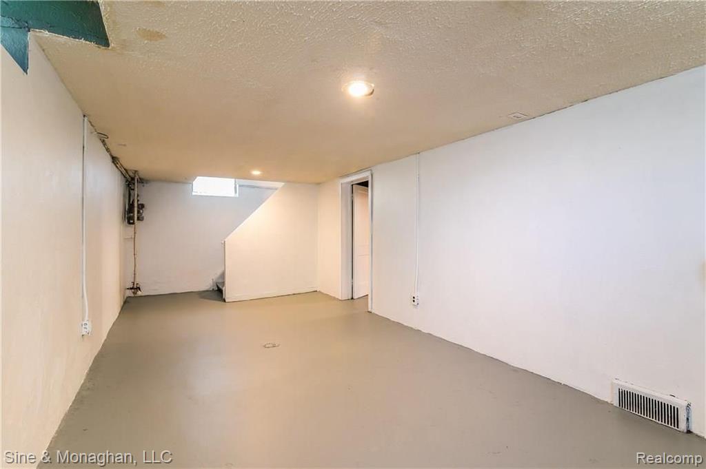 3867 Harvard Road Detroit, MI 48224 - Photo 24 of 40