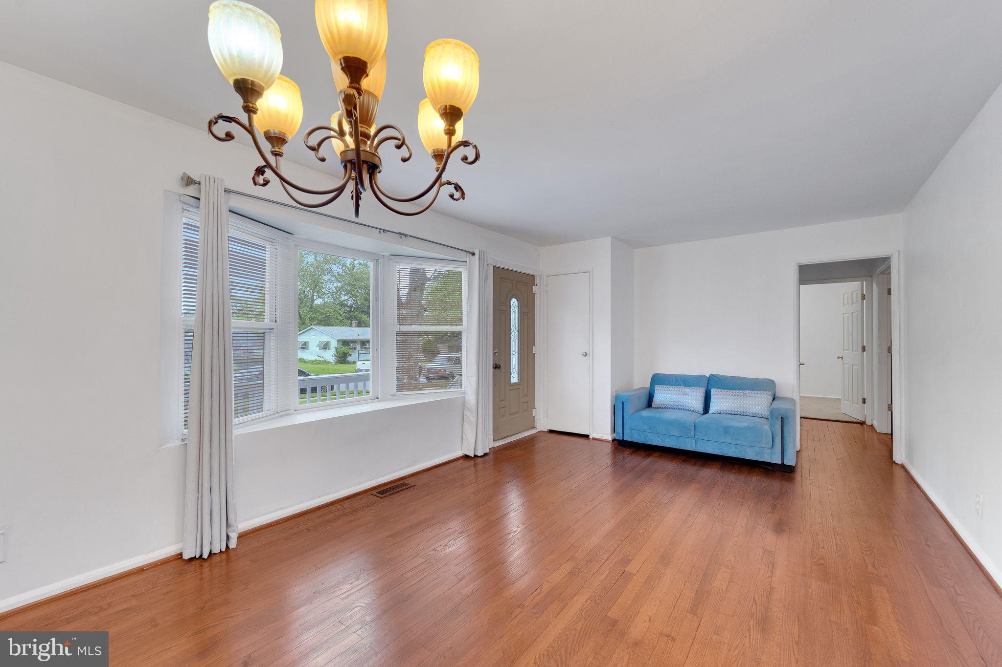 119 Oakmere Road Owings Mills, MD 21117 - Photo 2 of 14 Living Room