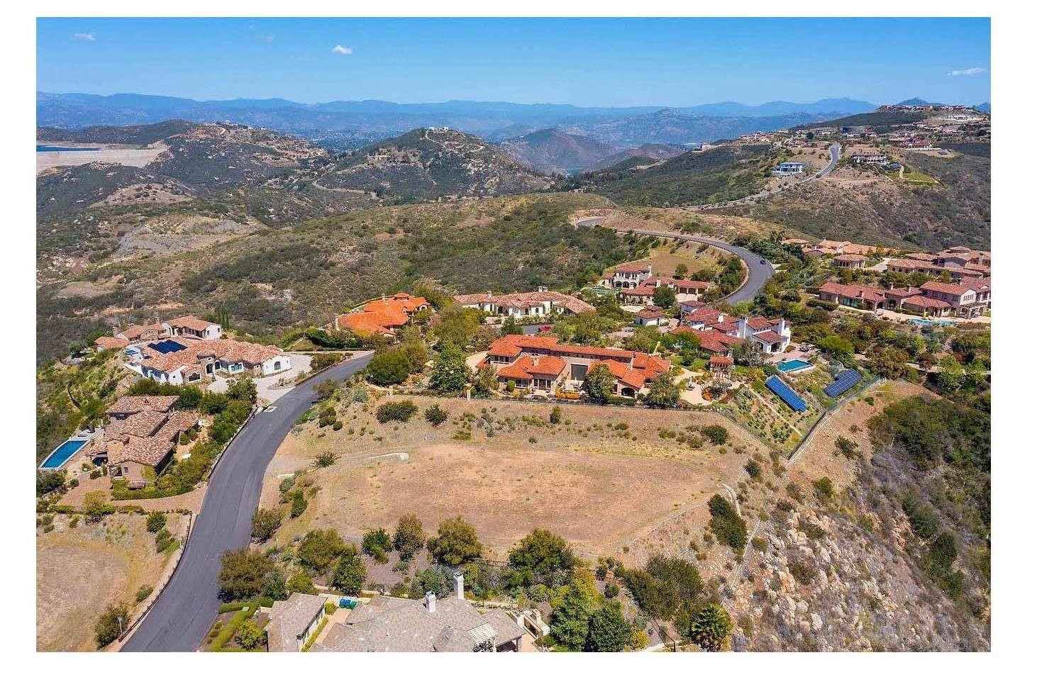 18347 Via Ambiente Rancho Santa Fe, CA 92067 - Photo 3 of 11 a view of city and mountain