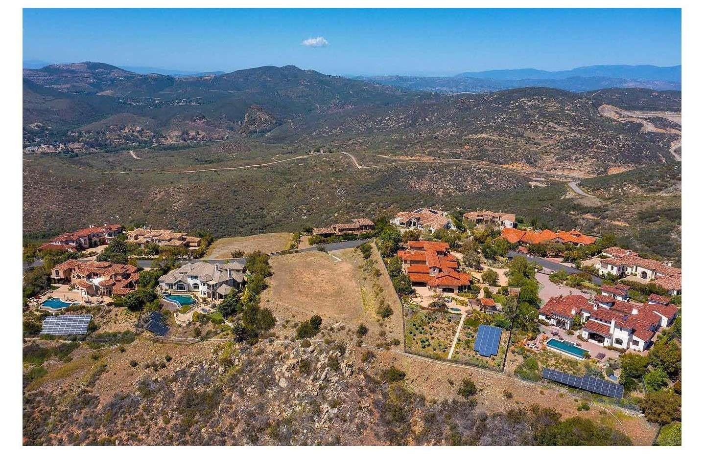 18347 Via Ambiente Rancho Santa Fe, CA 92067 - Photo 8 of 11 a view of lake