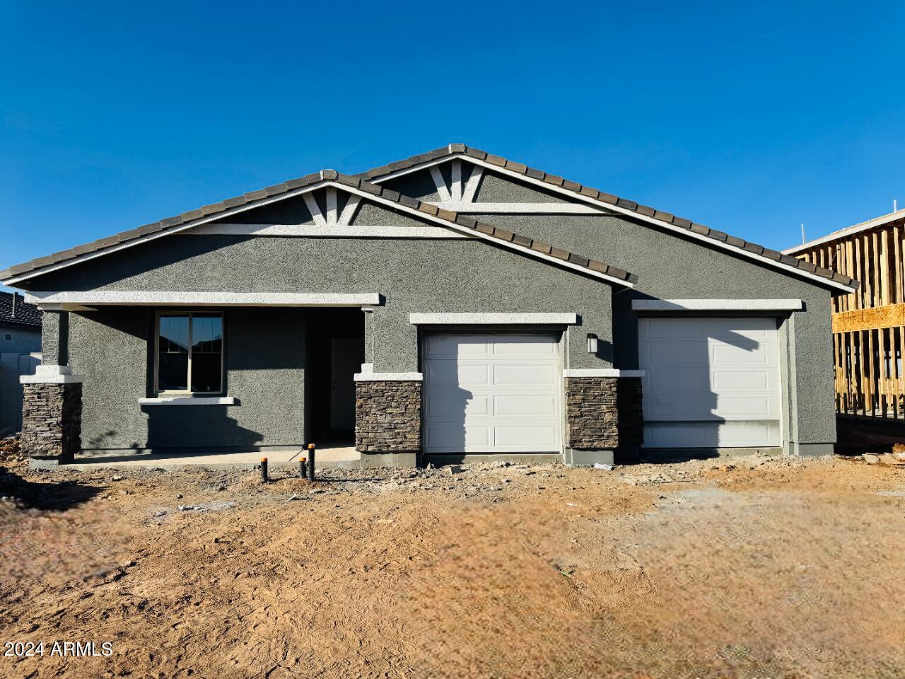 01 Front Exterior