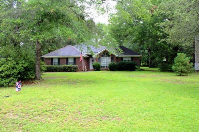 10159 Willis Road Foley, AL 36535 - Photo 2 of 3 Front Yard