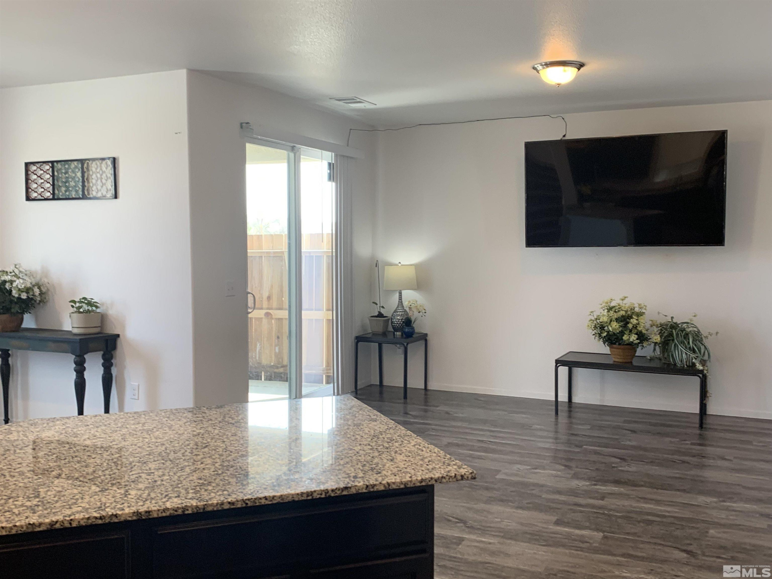 9626 Windjammer Way Reno, NV 89506 - Photo 10 of 23 Photo 10