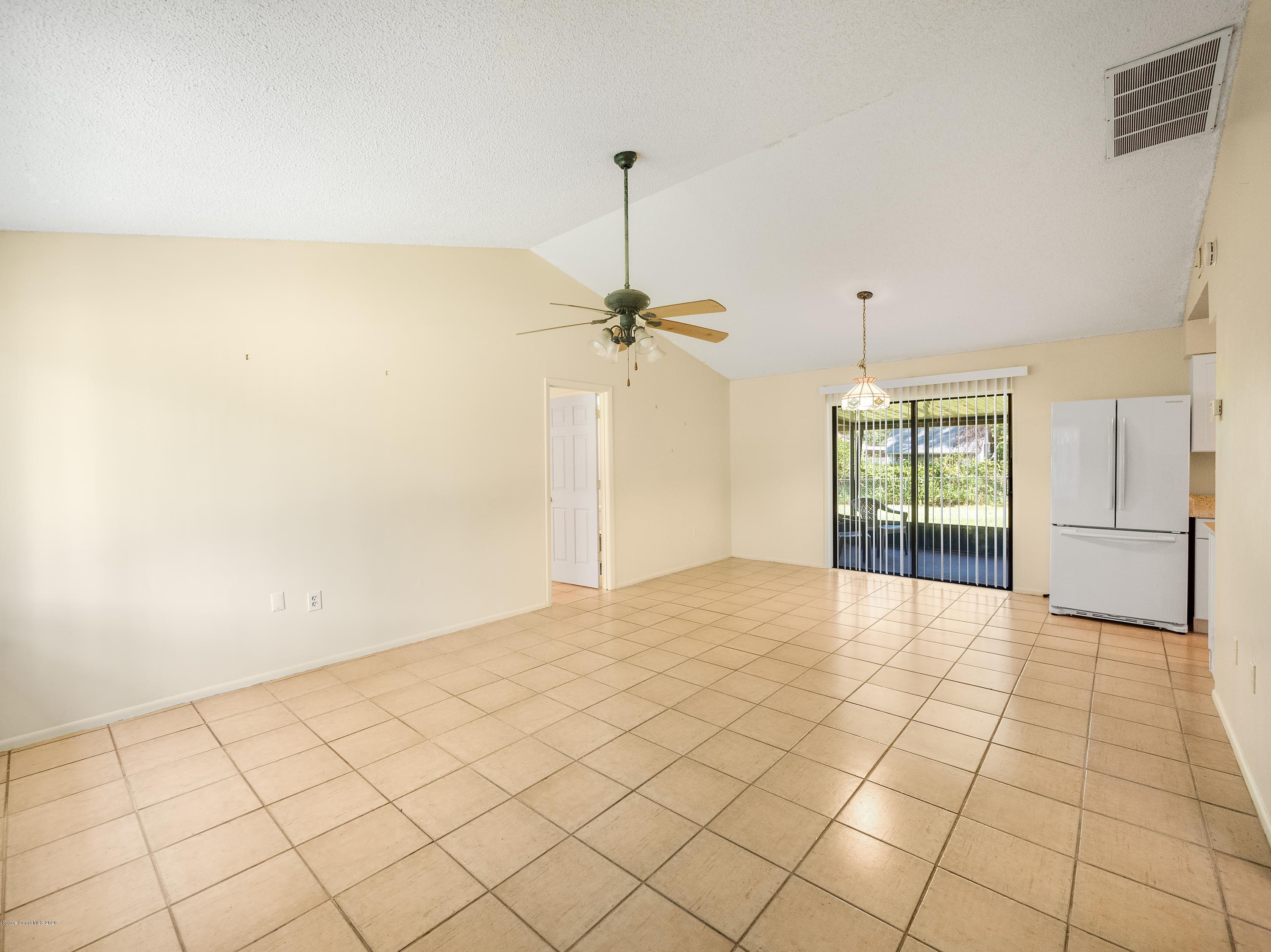 442 Wayland Road Southwest Palm Bay, FL 32908 - Photo 3 of 12 442-wayland-004