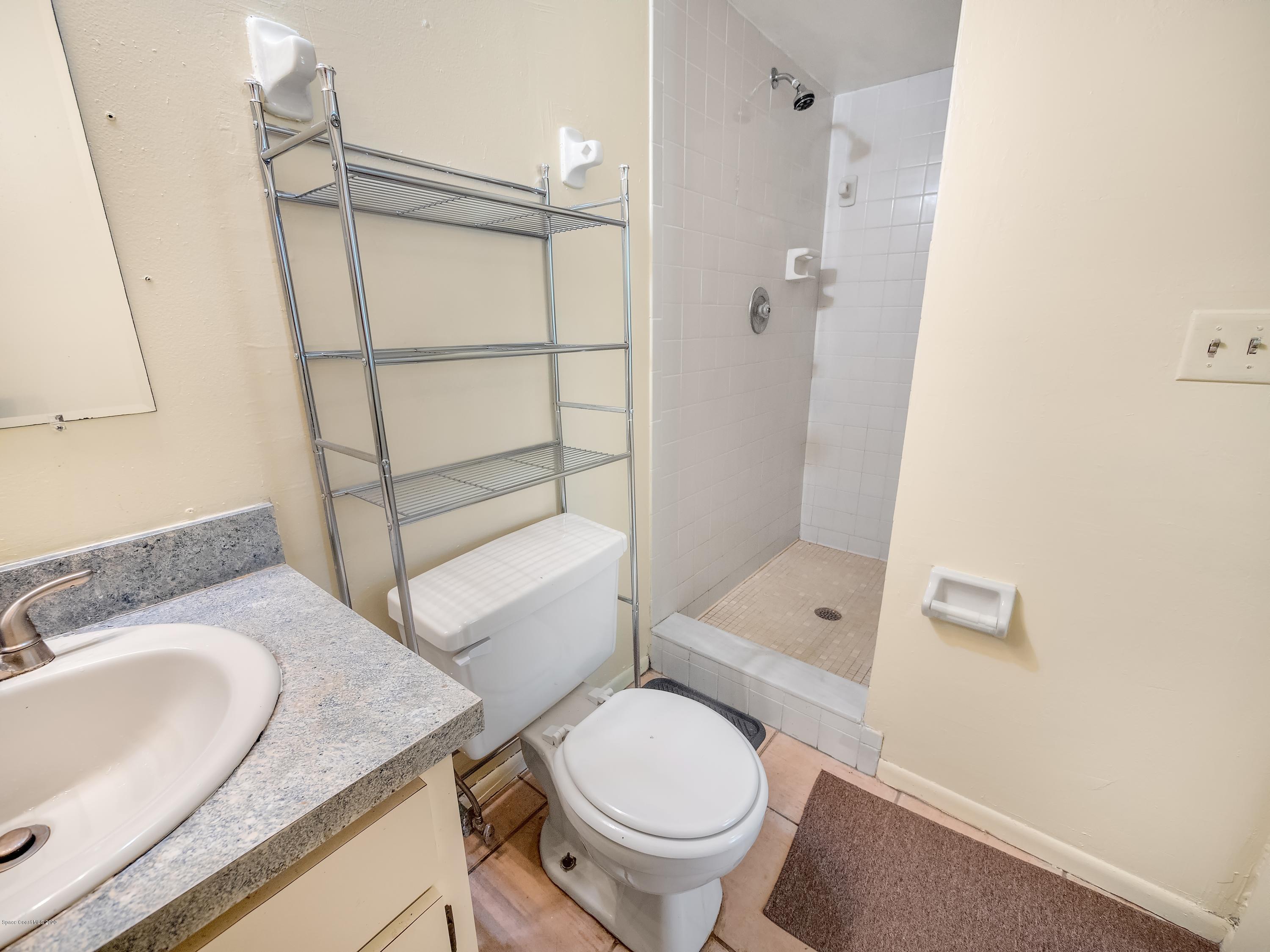 442 Wayland Road Southwest Palm Bay, FL 32908 - Photo 8 of 12 442-wayland-006