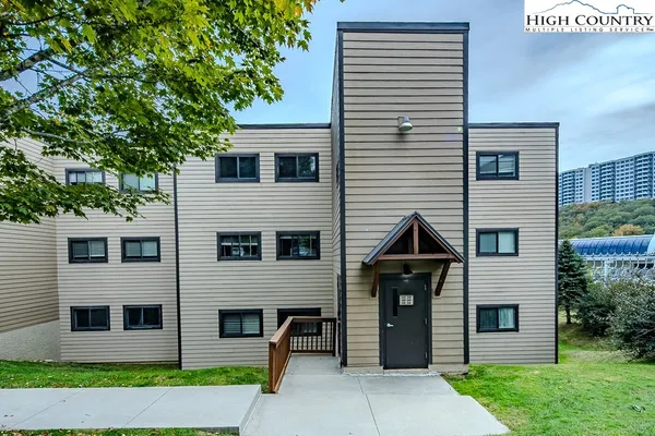 $375,000 | 103 Sugar Ski Drive, Unit 311, Sugar Mountain, NC 28604
