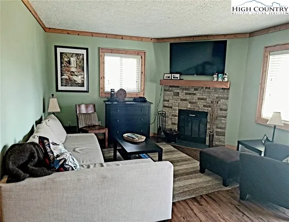 $375,000 | 103 Sugar Ski Drive, Unit 311, Sugar Mountain, NC 28604