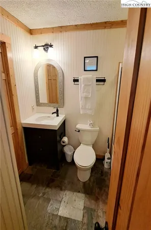 $375,000 | 103 Sugar Ski Drive, Unit 311, Sugar Mountain, NC 28604