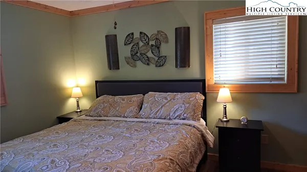 $375,000 | 103 Sugar Ski Drive, Unit 311, Sugar Mountain, NC 28604