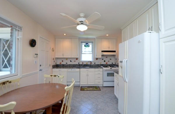 16 Bay State Road Belmont, MA 02478 - Photo 4 of 26 Gallery Image 4
