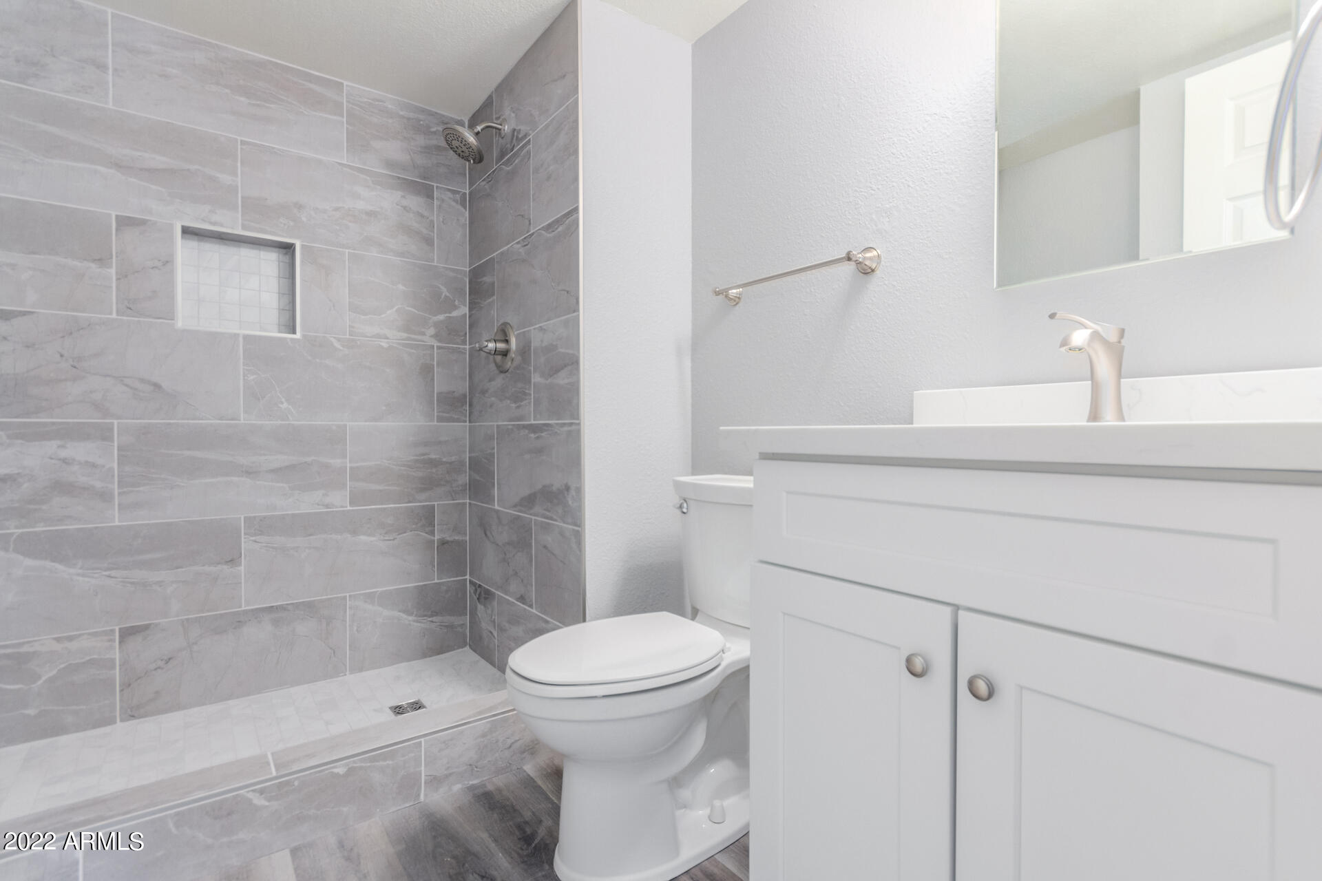 24 West Griswold Road Phoenix, AZ 85021 - Photo 4 of 11 0027-27-Griswold