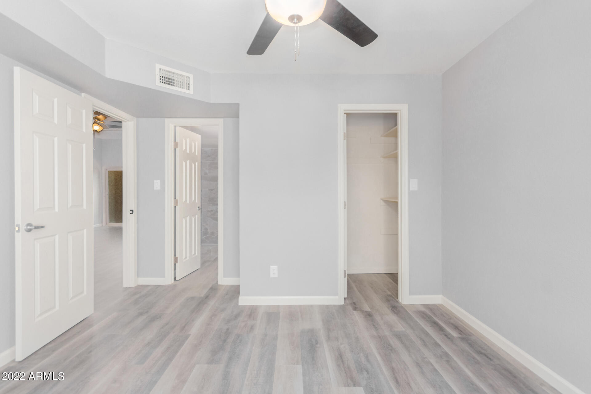 24 West Griswold Road Phoenix, AZ 85021 - Photo 10 of 11 0024-24-Griswold