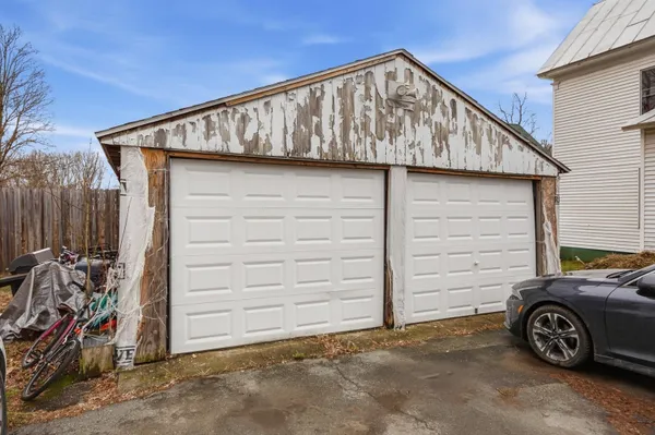 $235,000 | 39 Highland Street, Haverhill, NH 03785